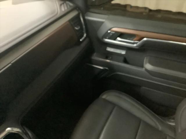 2023 GMC Sierra 1500 4WD Crew Cab Short Box Denali
