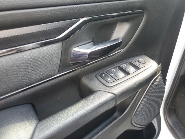 2023 Ram 1500 Big Horn Crew Cab 4x4 5'7" Box