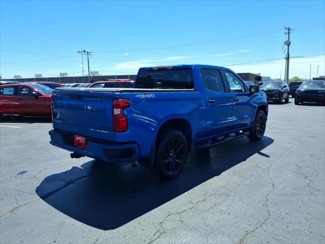 2023 Chevrolet Silverado 1500 4WD Crew Cab Short Bed Custom