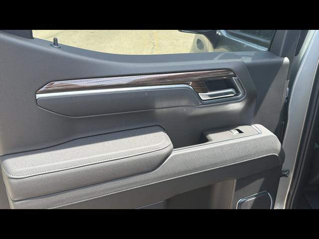 2026 Chevrolet Silverado 1500 4WD Crew Cab Short Bed RST