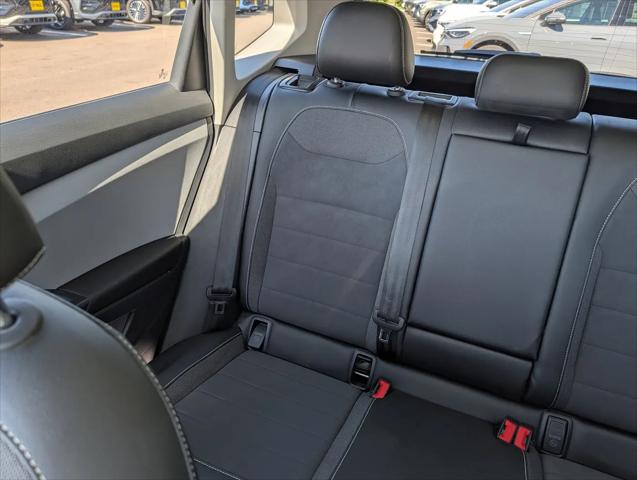 2023 Volkswagen Taos 1.5T SE