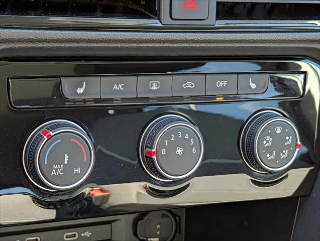2023 Volkswagen Taos 1.5T SE