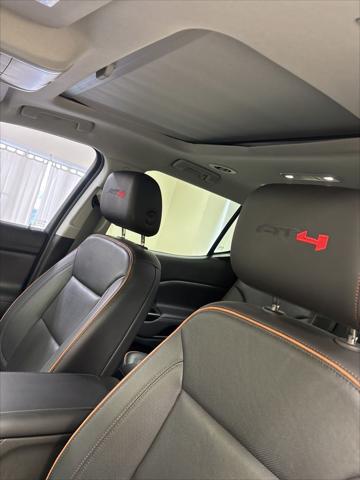 2023 GMC Acadia AWD AT4