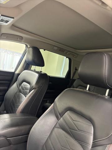 2025 Nissan Pathfinder Platinum FWD