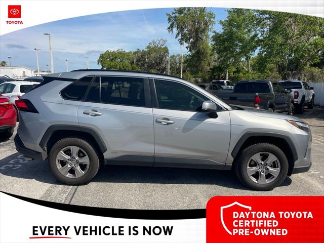 2022 Toyota RAV4 Hybrid XLE