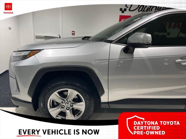2022 Toyota RAV4 Hybrid XLE