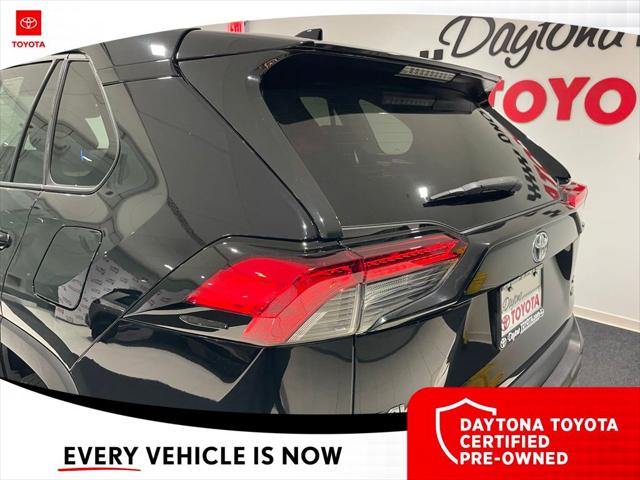 2023 Toyota RAV4 Hybrid XLE Premium