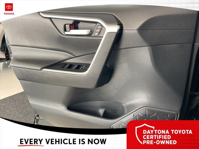 2023 Toyota RAV4 Hybrid XLE Premium