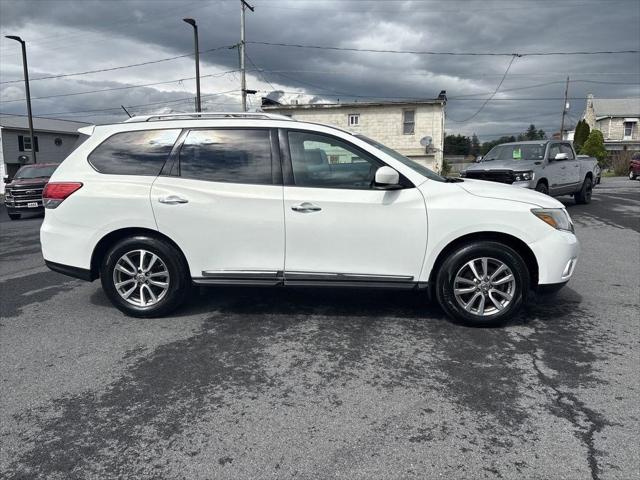 2014 Nissan Pathfinder SL 2014 Nissan Pathfinder SL