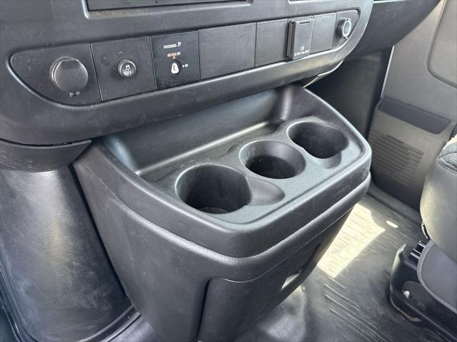 2024 GMC Savana Cargo RWD 2500 Regular Wheelbase Work Van