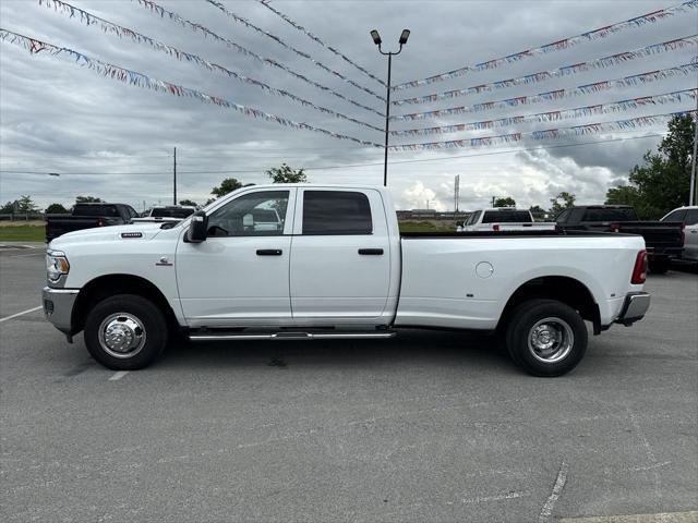 2024 Ram 3500 Tradesman Crew Cab 4x4 8' Box