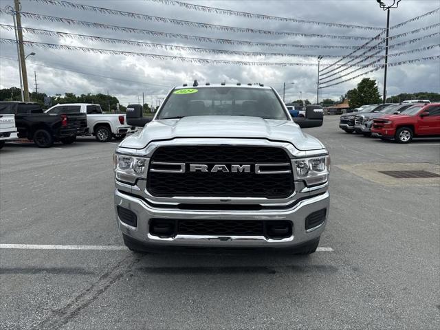2024 Ram 3500 Tradesman Crew Cab 4x4 8' Box
