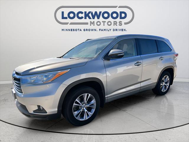 2015 Toyota Highlander XLE V6 for sale in Marshall, MN