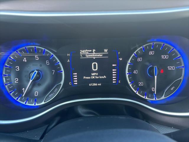 2023 Chrysler Voyager LX