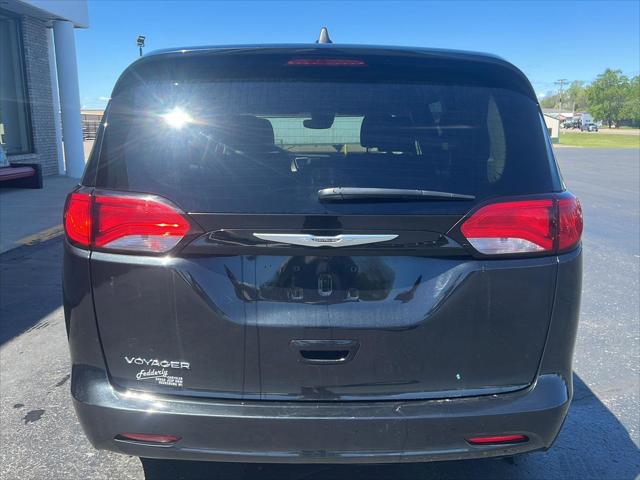 2023 Chrysler Voyager LX
