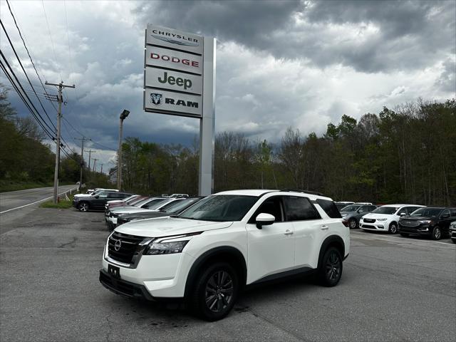 2023 Nissan Pathfinder SV 4WD