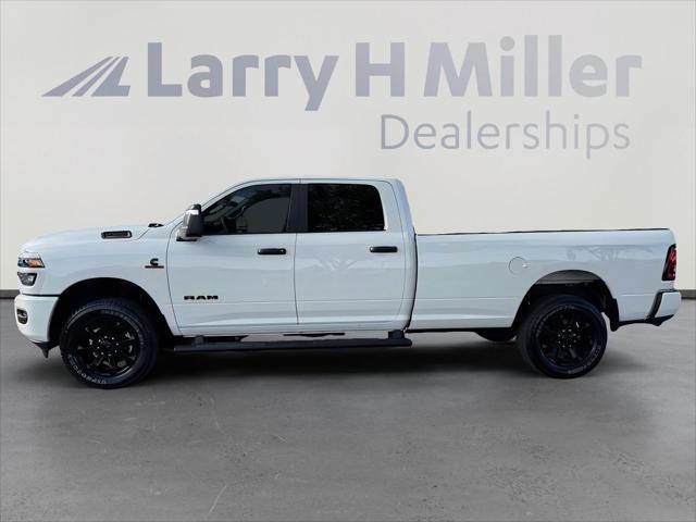 2025 Ram 3500 Big Horn Crew Cab 4x4 8' Box