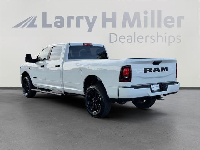 2025 Ram 3500 Big Horn Crew Cab 4x4 8' Box