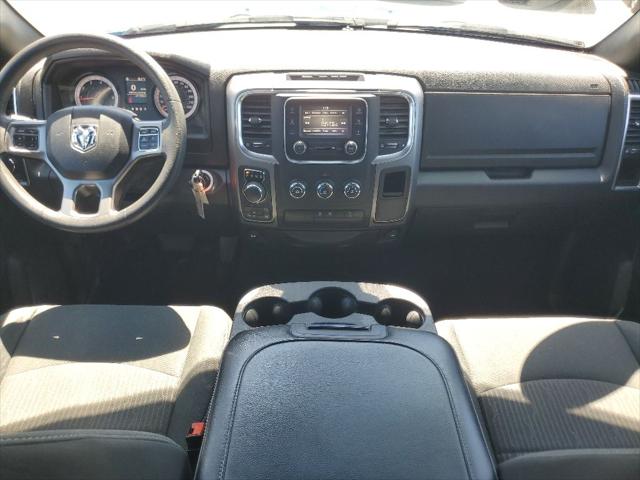 2024 Ram 1500 Classic Warlock Crew Cab 4x4 5'7" Box