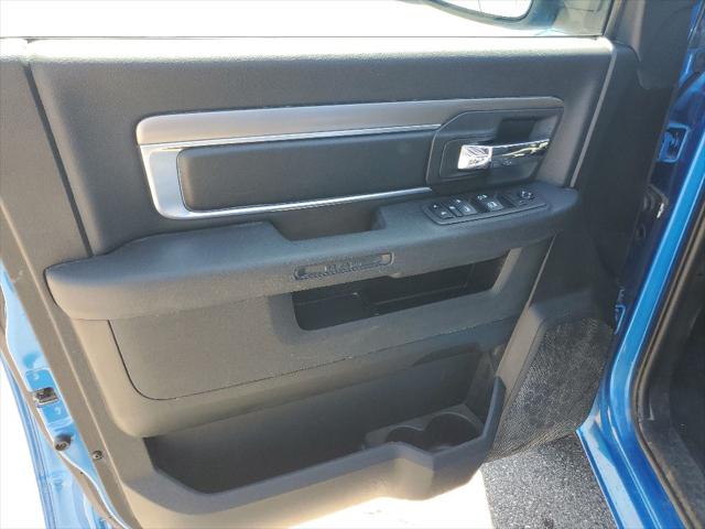 2024 Ram 1500 Classic Warlock Crew Cab 4x4 5'7" Box
