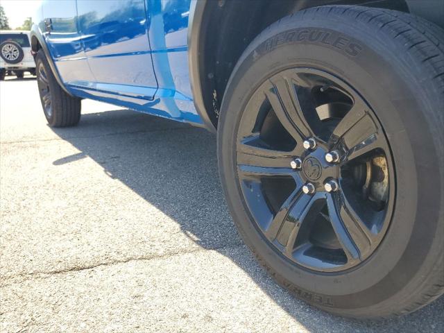 2024 Ram 1500 Classic Warlock Crew Cab 4x4 5'7" Box