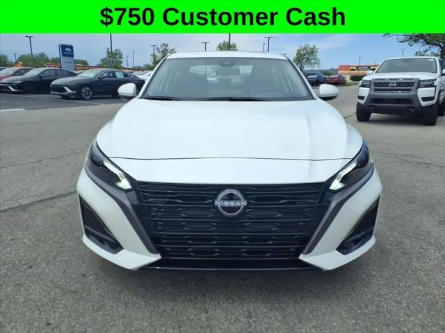 2026 Nissan Altima SV FWD