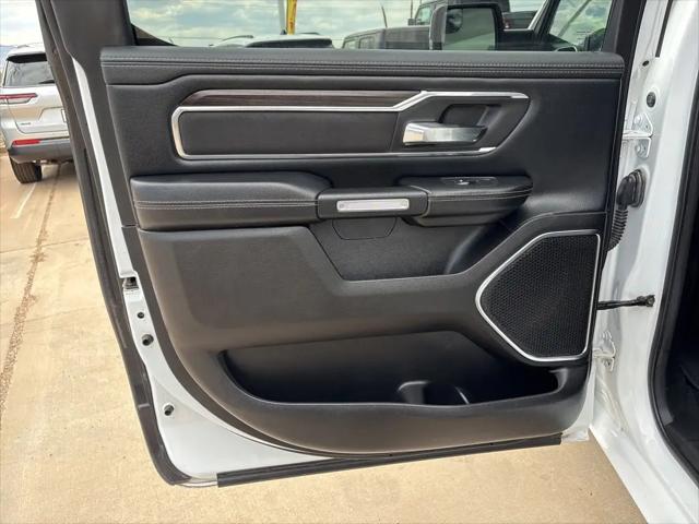 2025 Ram 1500 Laramie Crew Cab 4x4 5'7" Box