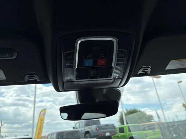 2025 Ram 1500 Laramie Crew Cab 4x4 5'7" Box