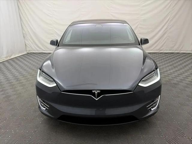2019 Tesla Model X Standard Range
