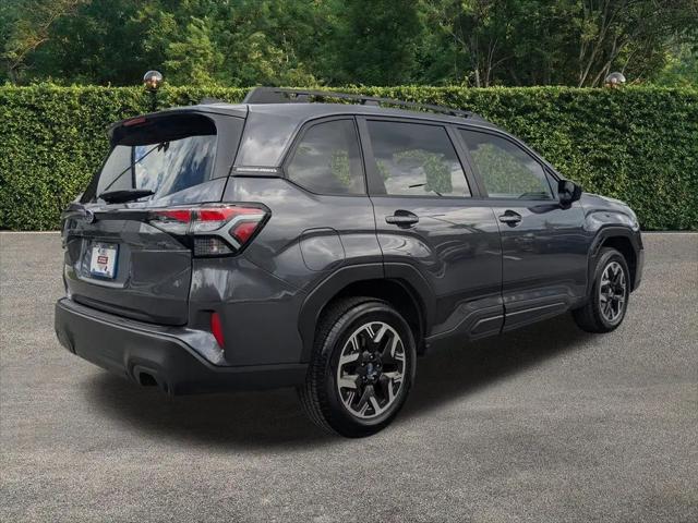 2025 Subaru Forester Base