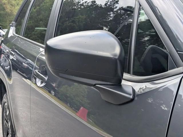 2025 Subaru Forester Base