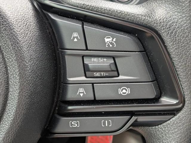 2025 Subaru Forester Base