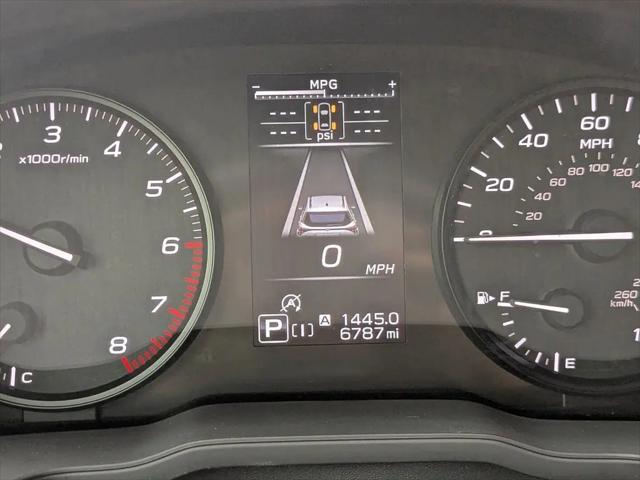 2025 Subaru Forester Base