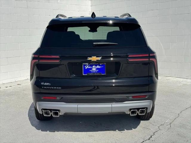 2026 Chevrolet Traverse FWD LT