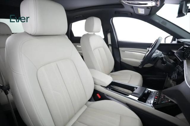 2024 Audi e-tron S line Premium Plus quattro