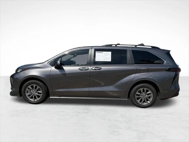 2023 Toyota Sienna XLE