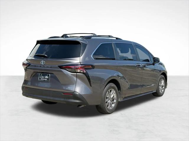 2023 Toyota Sienna XLE