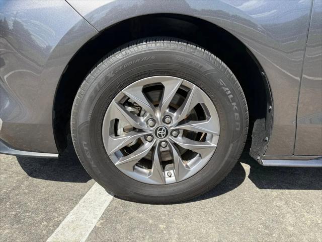 2023 Toyota Sienna XLE