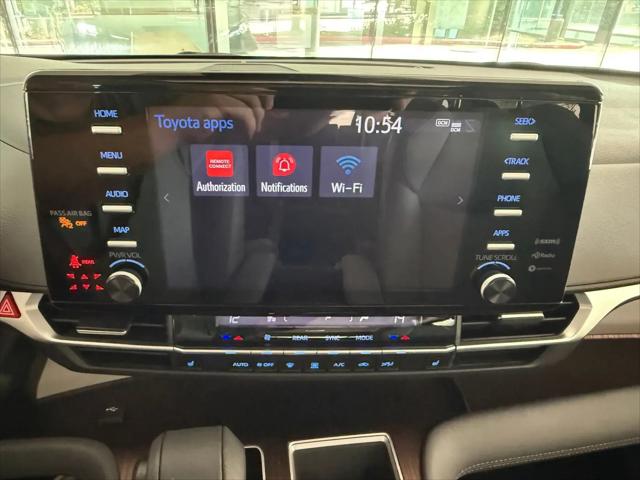 2023 Toyota Sienna XLE