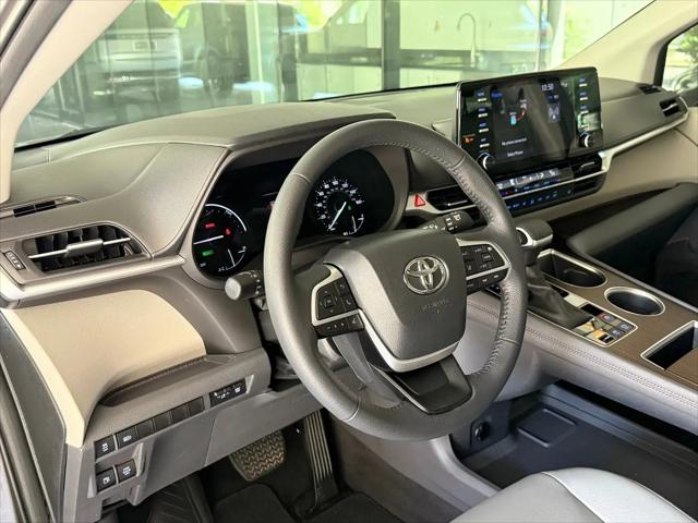 2023 Toyota Sienna XLE