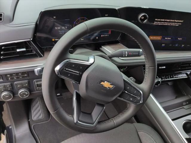 2026 Chevrolet Suburban LS, 4WD