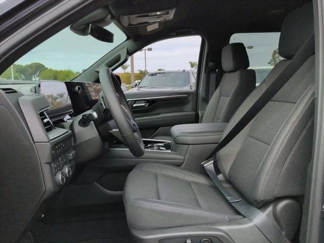 2026 Chevrolet Suburban LS, 4WD