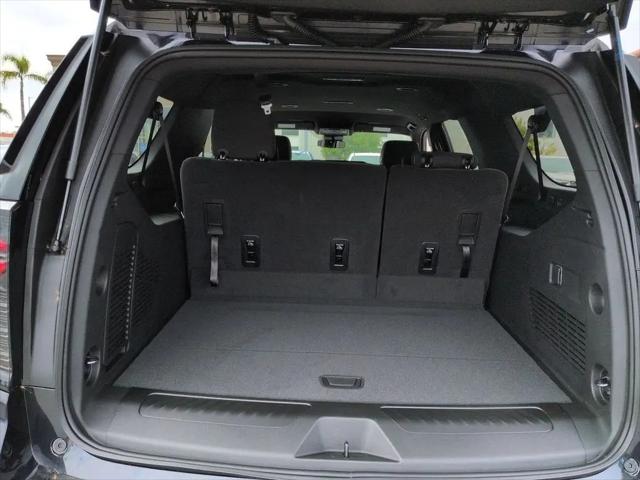 2026 Chevrolet Suburban LS, 4WD
