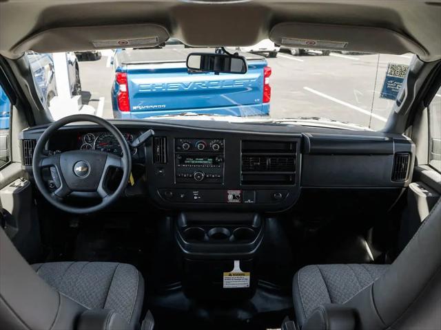 2026 Chevrolet Express Cargo Van 2500 Regular Wheelbase, WT, RWD