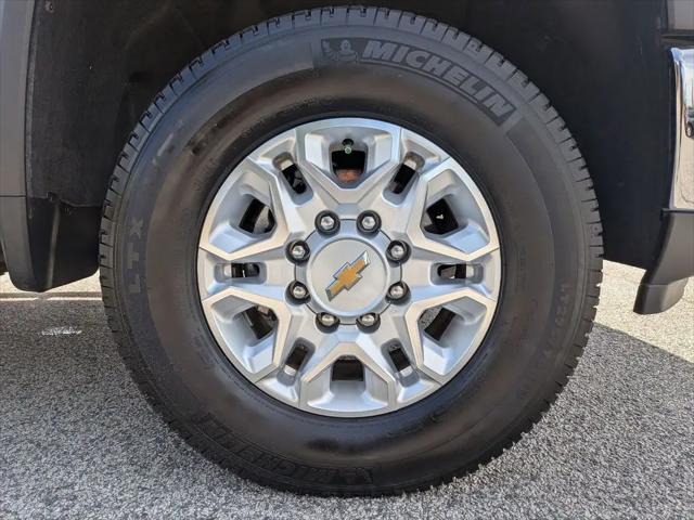 2025 Chevrolet Silverado 2500HD 4WD Crew Cab Standard Bed LT