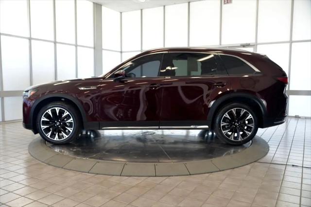 2024 Mazda X-90 Premium Plus