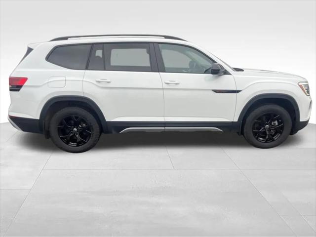 2024 Volkswagen Atlas 2.0T Peak Edition SE w/Technology