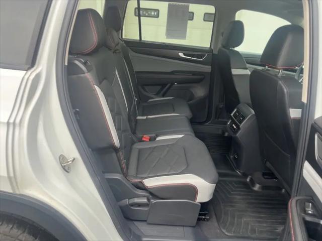 2024 Volkswagen Atlas 2.0T Peak Edition SE w/Technology