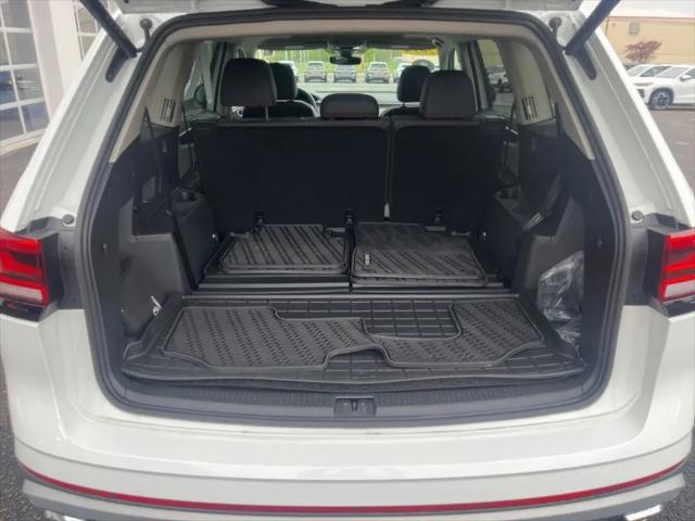 2024 Volkswagen Atlas 2.0T Peak Edition SE w/Technology