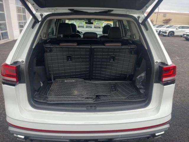 2024 Volkswagen Atlas 2.0T Peak Edition SE w/Technology